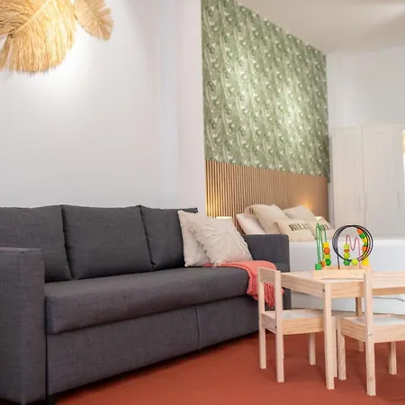 Spacious 75m Family Near Ave And Free Parking Apartment Valencia