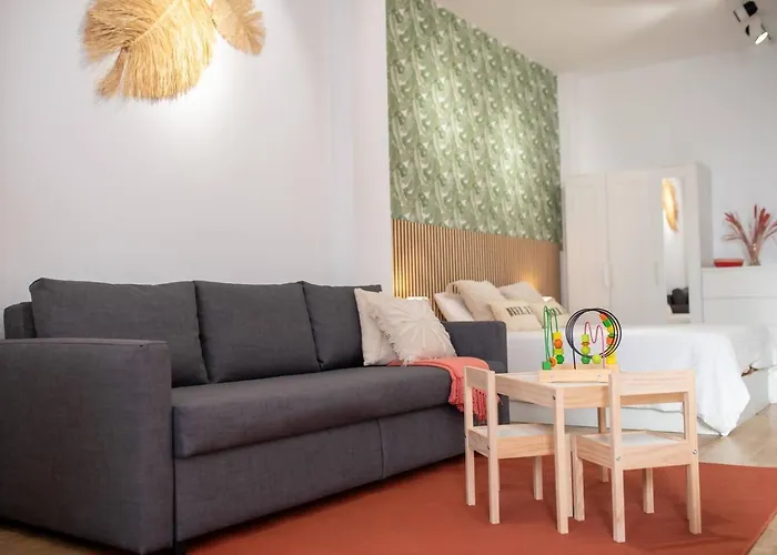 Loft Familiar: Paz Y Conexion Ideal En Lägenhet Valencia