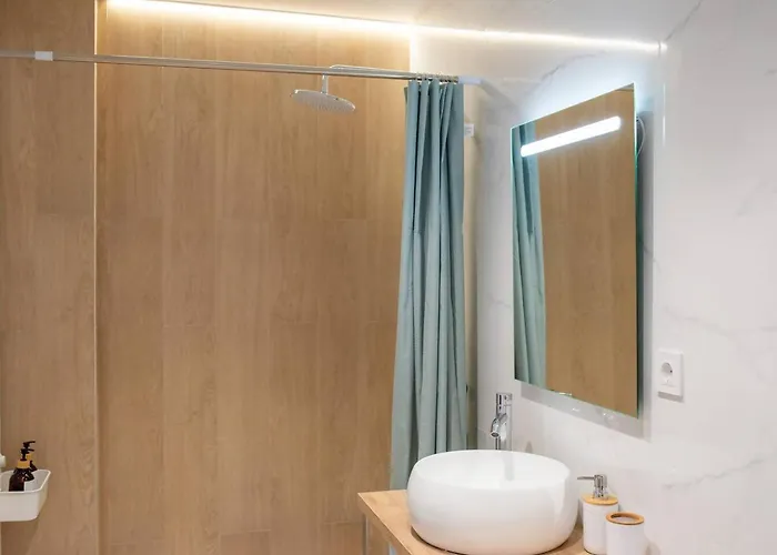 Loft Familiar: Paz Y Conexion Ideal En Lägenhet
